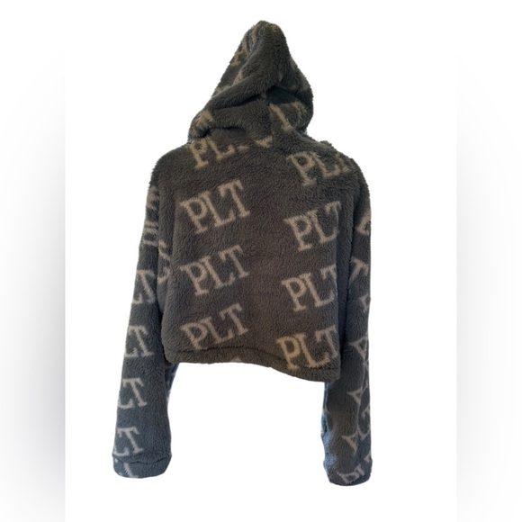Pretty Little Thing Fuzzy Hooded Crop pullover sweatshirt womens size 12 - Picture 8 of 8